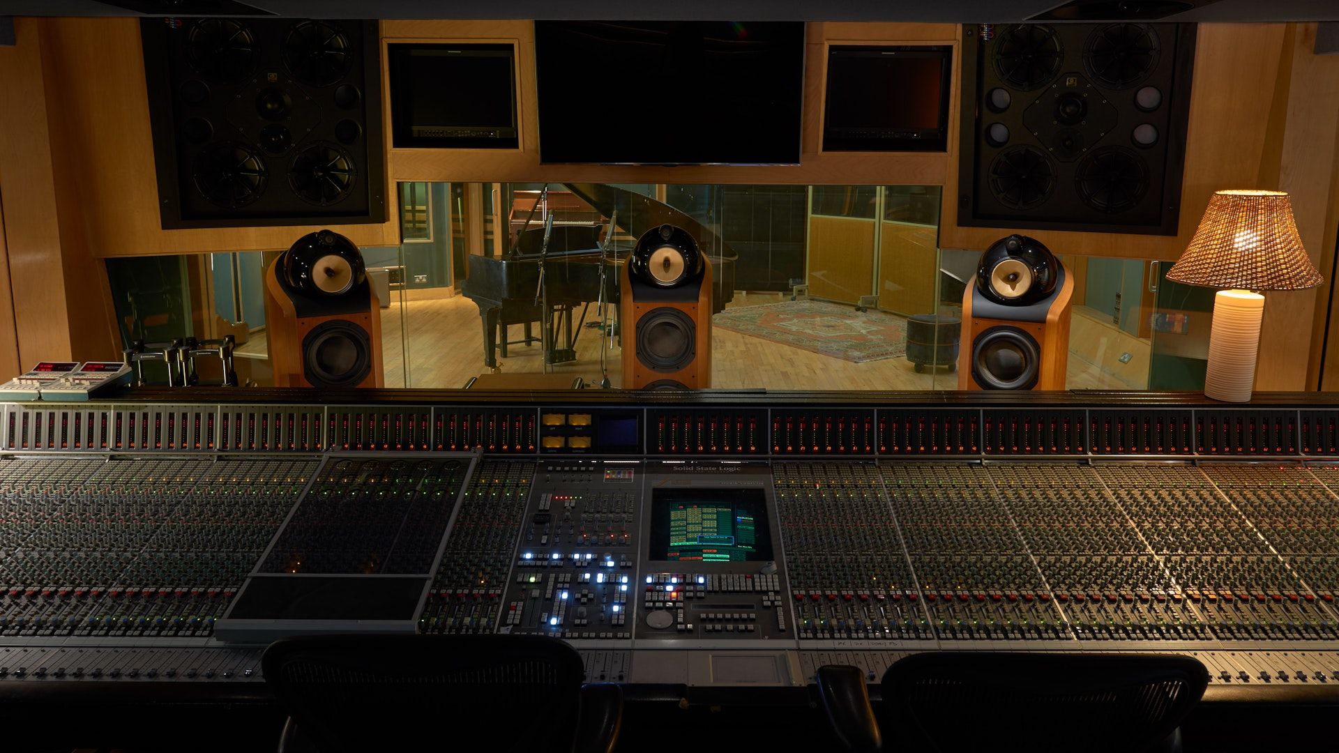 Orchestrate the perfect away day at Abbey Road Studios
